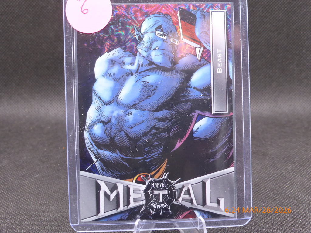 21 Marvel Metal Universe Beast #7