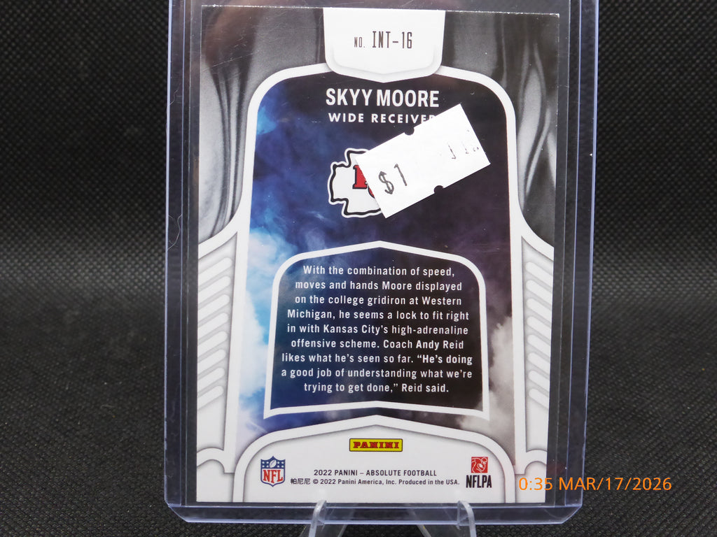 22 Absolute Skyy Moore #INT-16