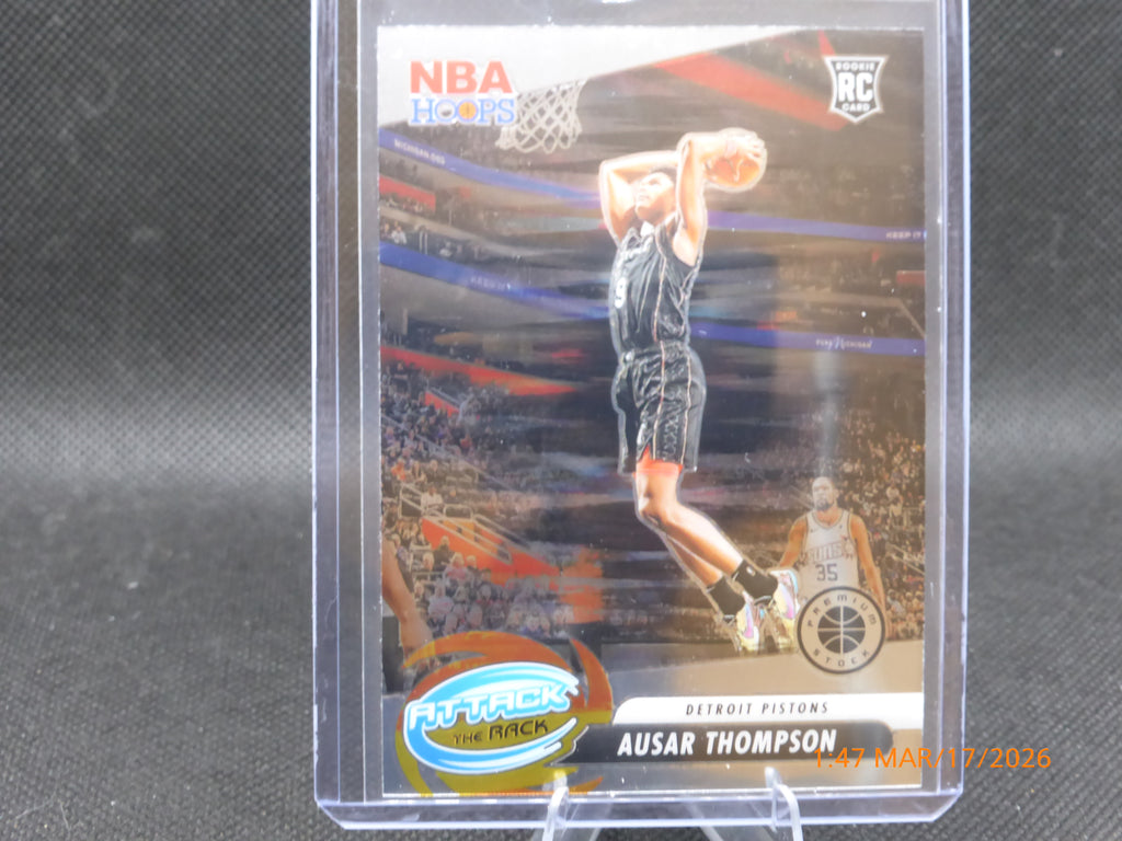 24 NBA Hoops Ausar Thompson #5 Attach the Rack