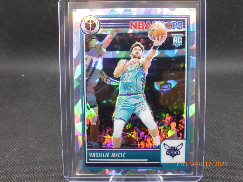 24 NBA Hoops Vasilije Micic #75 Crack Ice Prizm