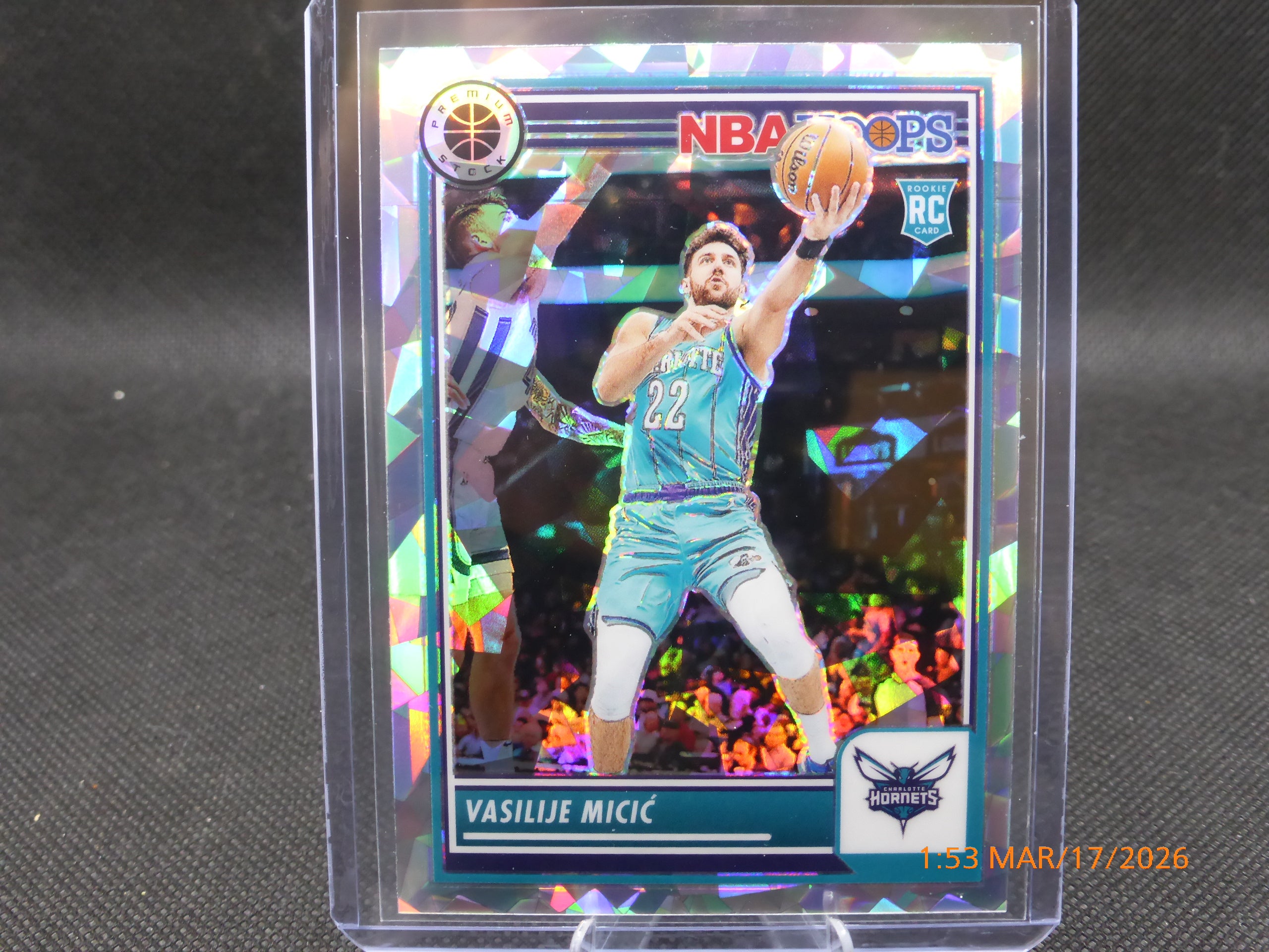 24 NBA Hoops Vasilije Micic #75 Crack Ice Prizm