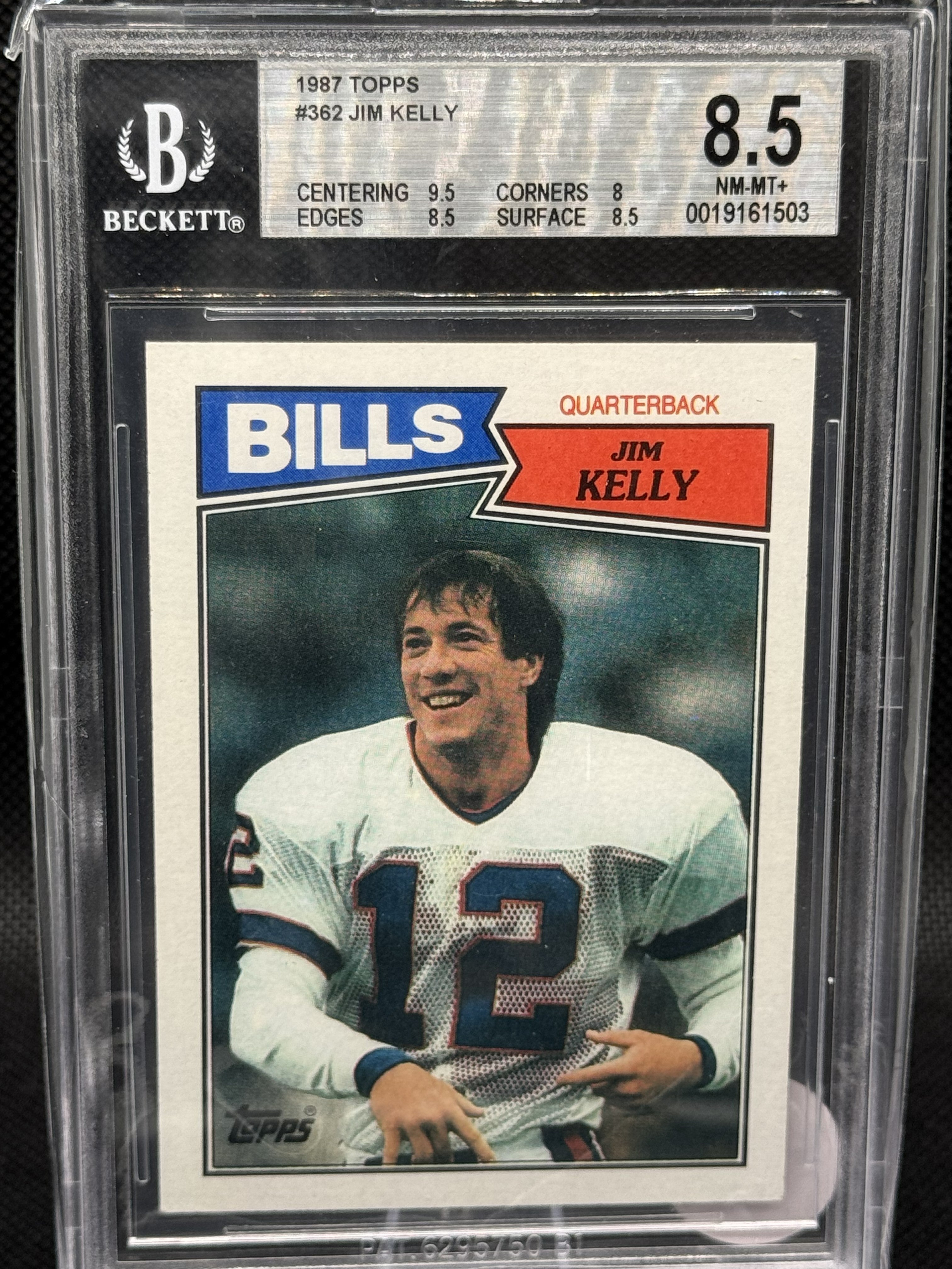 87 Topps Jim Kelly (RC) #362 Beckett 8.5NM-MT+