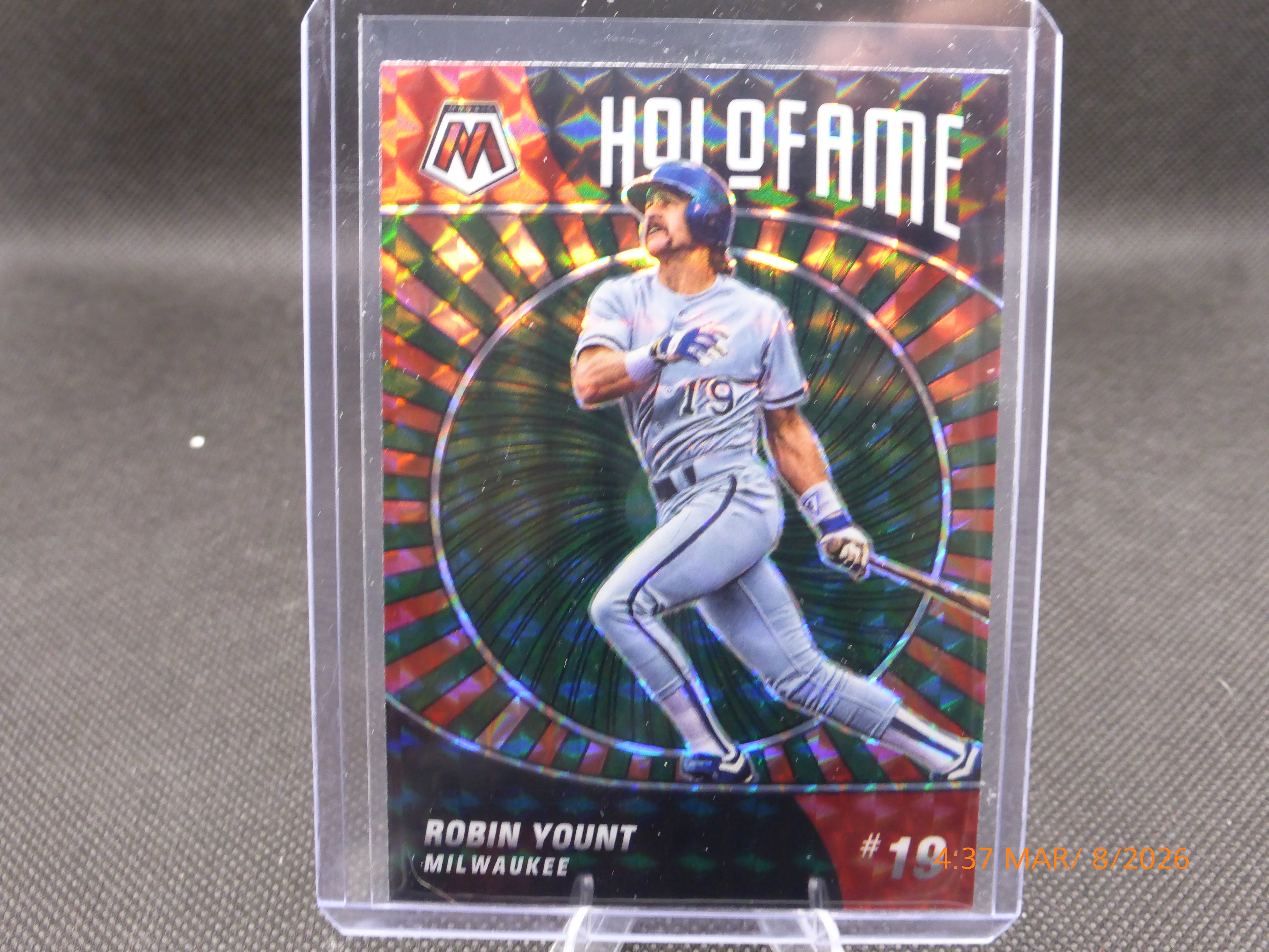 22 Mosaic Robin Yount HF-9 Holofame Green Mosaic